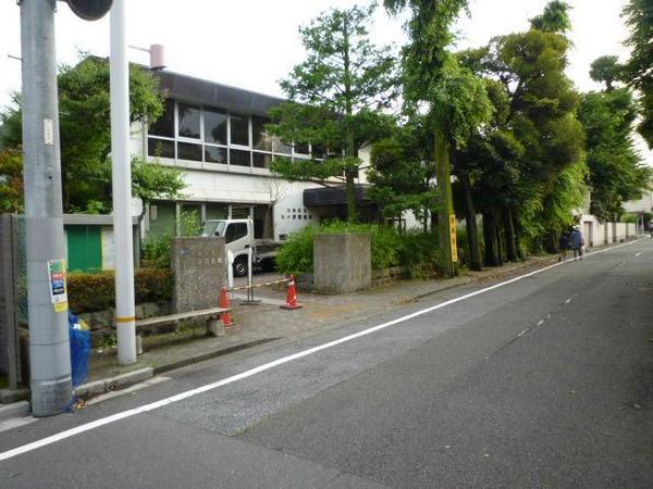 library. 1083m to Ota Ward Kugahara Library