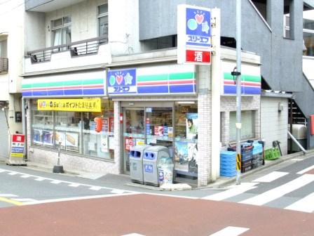 Convenience store. Three F Kitasenzoku Station store up to (convenience store) 295m