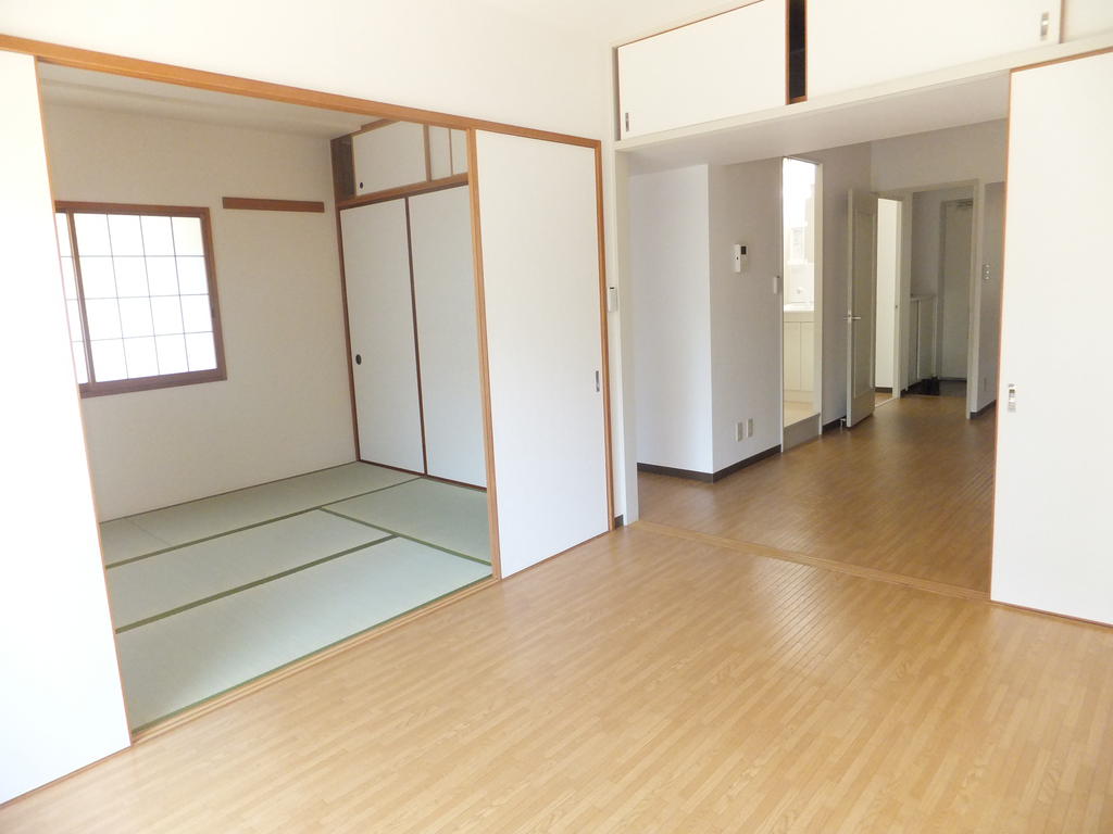 Living and room