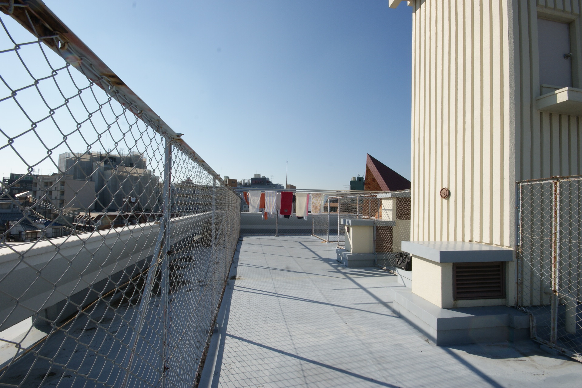 Other common areas. Roof is available as a laundry Hoshiba