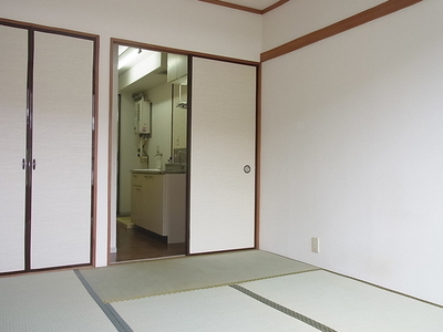 Living and room. Japanese-style room 6 quires