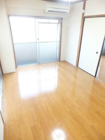 Other room space