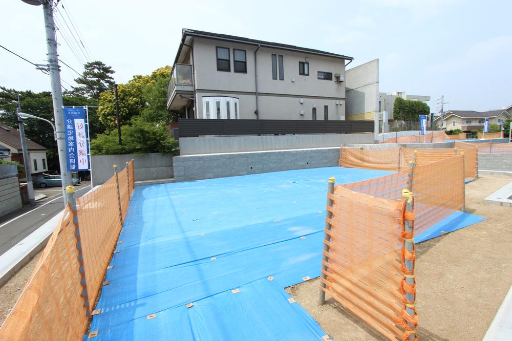 Local land photo. 11 compartment 172.51 sq m (52.18 square meters) 10220 is the yen. 