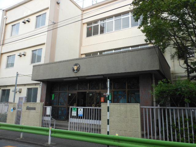Primary school. Yukitani elementary school