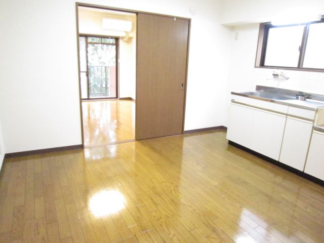 Living and room