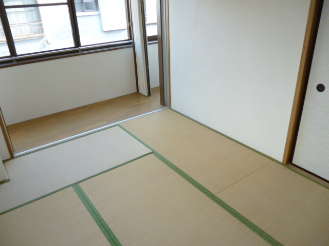 Living and room