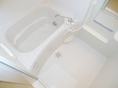 Bath. Convenient bathroom dryer ・ Bathing with reheating function