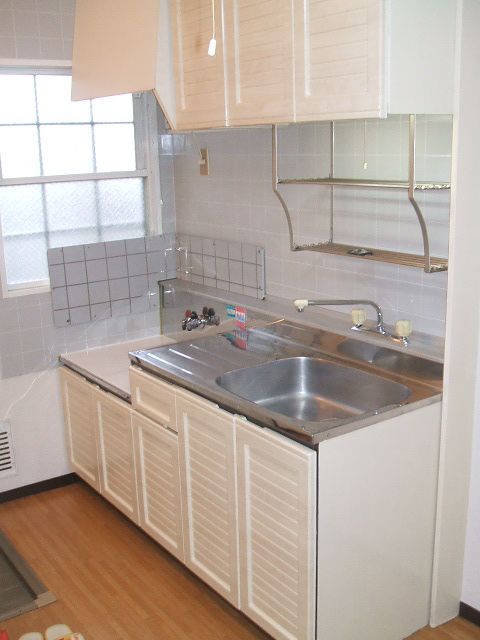 Kitchen. Gas stove installation Allowed