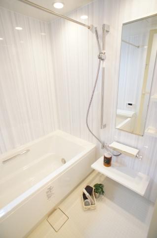 Same specifications photo (bathroom). Building construction cases