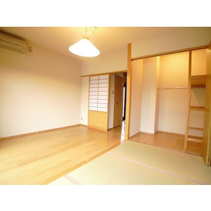 Living and room. Japanese-style room is about three tatami mats