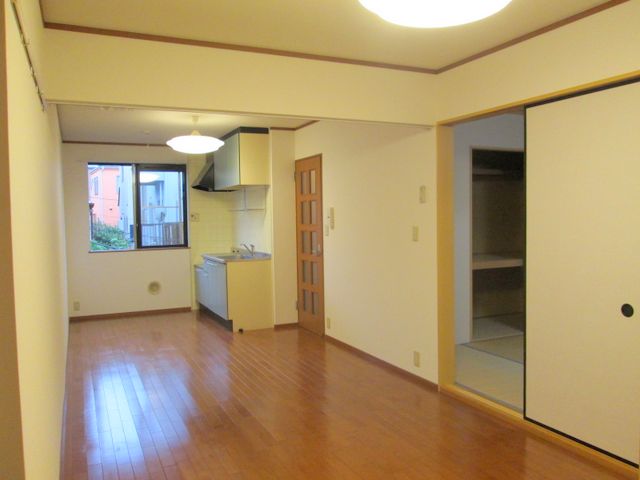 Living and room