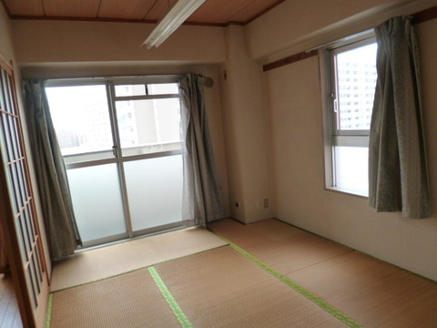 Other room space. Japanese-style room 6 quires