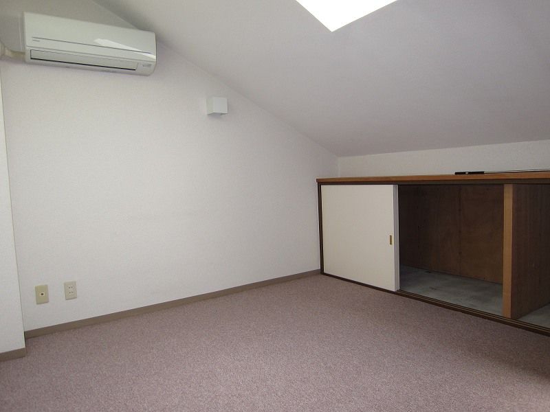 Other room space
