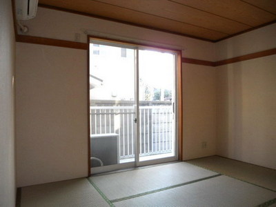 Other Equipment. Air-conditioned rooms in the Japanese-style room