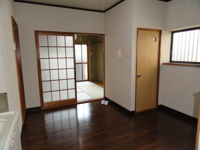 Living and room