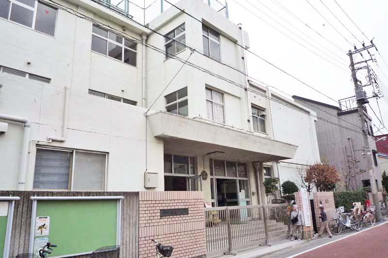 Primary school. 420m to Ota Tatsuto Minami Elementary School