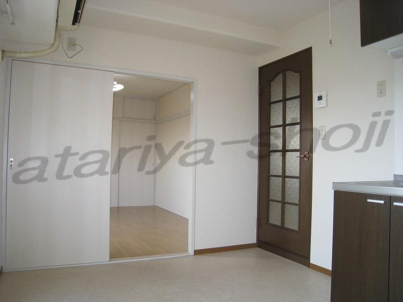 Living and room