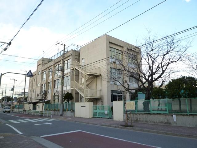 Primary school. 532m to Ota Tatsunaka wealth elementary school