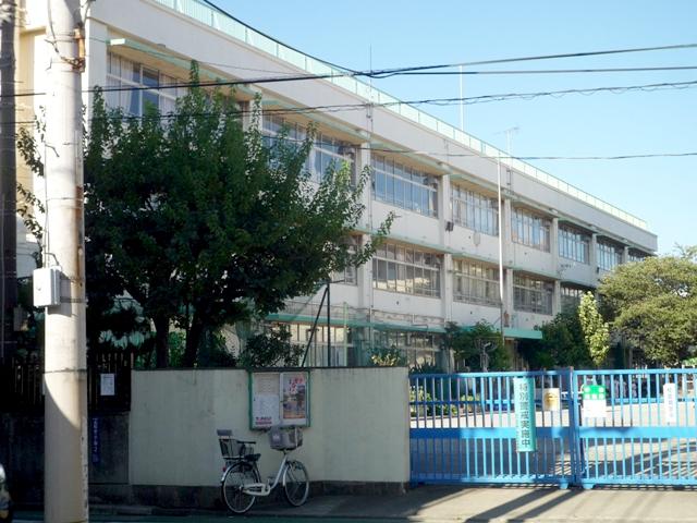 Primary school. Ota Ward Kitakojiya to elementary school 416m