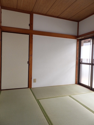 Living and room. Japanese-style room 6 quires