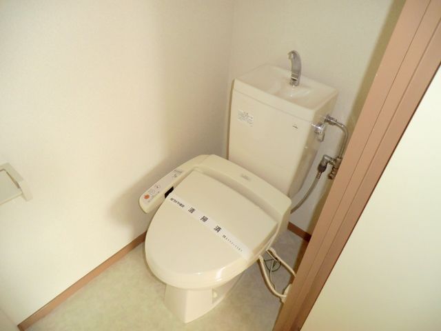 Toilet