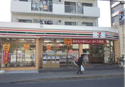 Convenience store. Seven-Eleven Ota Omori 2-chome up (convenience store) 210m