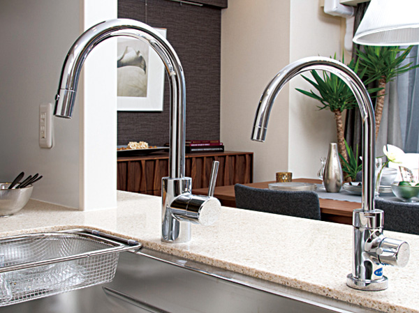 Kitchen.  [Grohe, Ltd. kitchen faucet] Adopted excellent Grohe manufactured kitchen faucet in design. Was also installed built-in water purifier of superior filtration capacity.