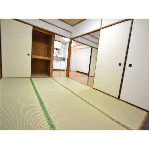 Living and room