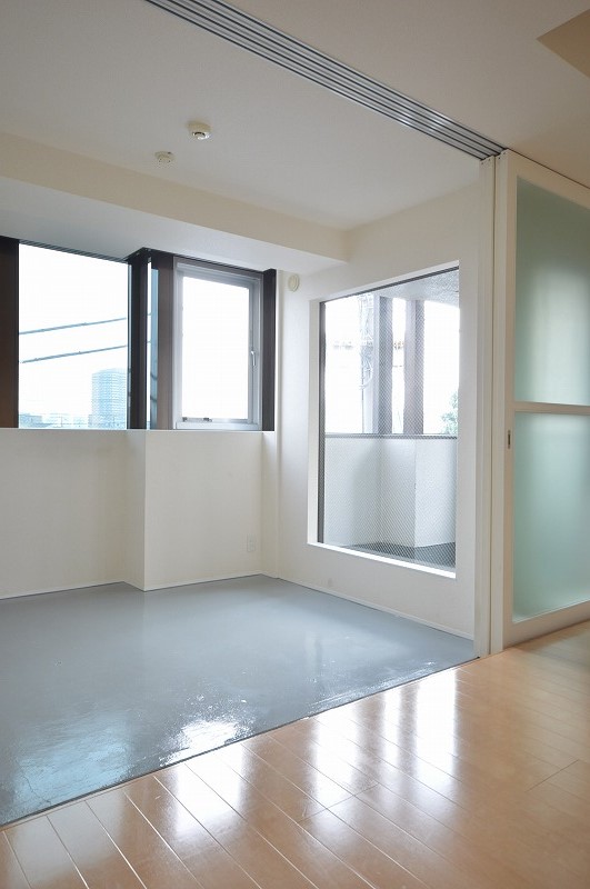 Living and room