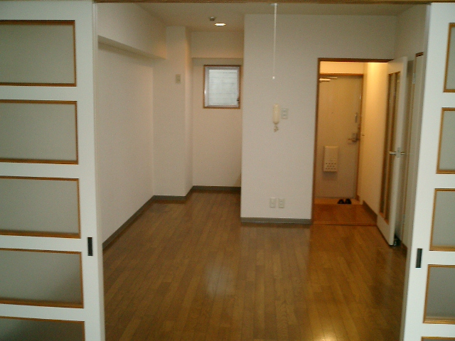 Living and room