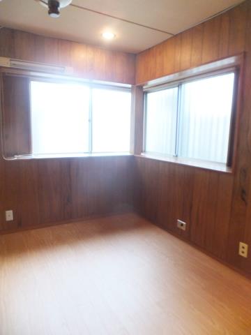 Other room space