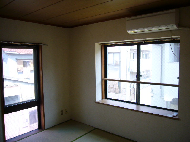 Living and room