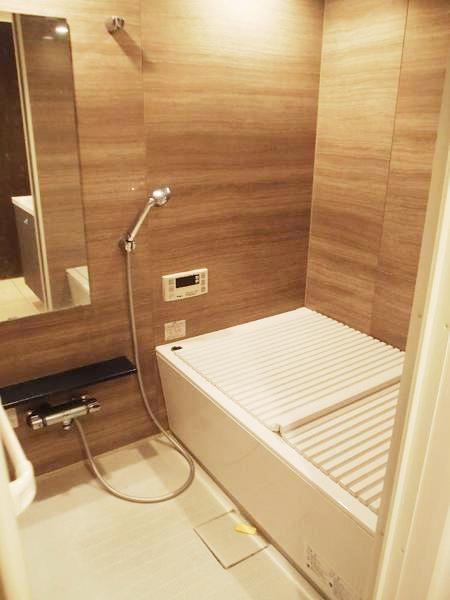 Bathroom. top floor