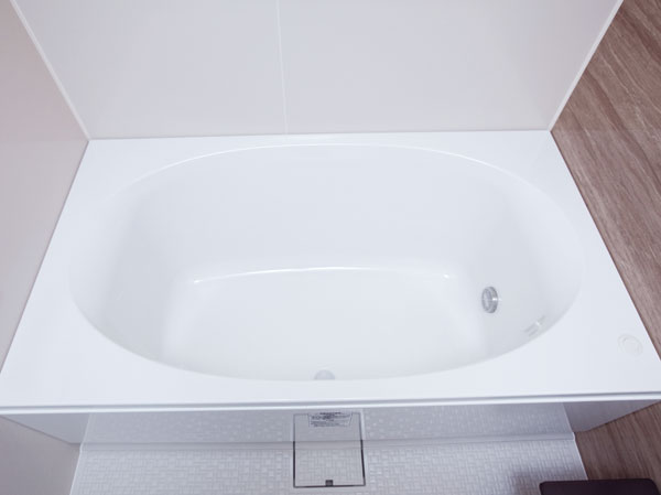 Bathing-wash room.  [Oval bathtub] Adopted the oval tub that can charm you a restful and comfortable bathing. Like body flows into the tub, It has become a design that you can bathe and relax in the spacious design.