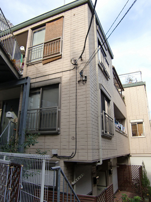 Building appearance.  ◆ This quiet living environment ◆ Asahi Kasei of the rent for the apartment ◆ Berumezo to