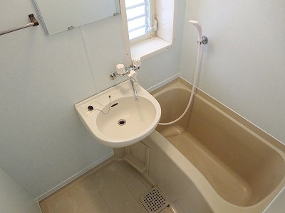 Bath. Bathroom