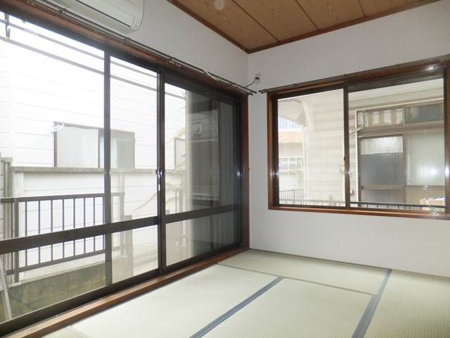 Living and room