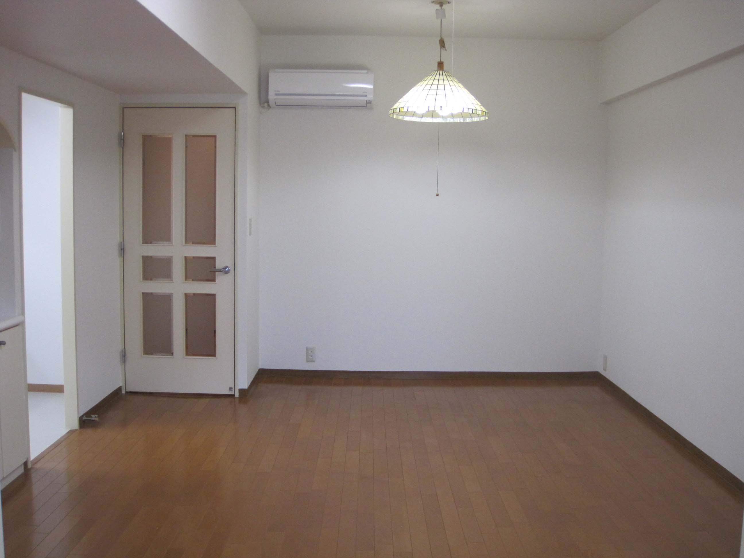 Living and room