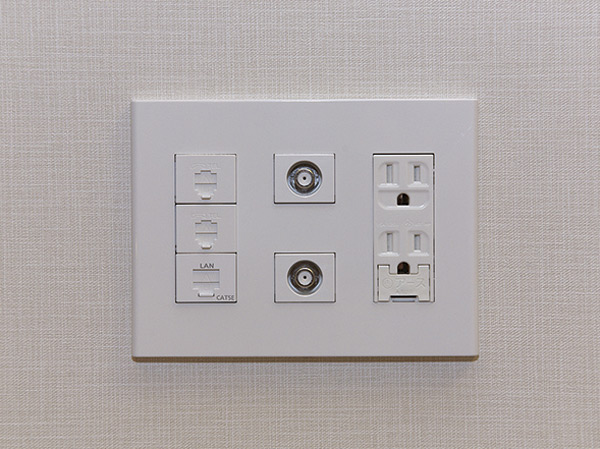 Other.  [Multi-media outlet] Power outlets, Telephone outlet, TV outlet, Established a multi-media outlet to the Internet for the terminal fits in one place in each room.