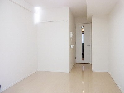 Living and room. 6.6 Pledge of Western-style