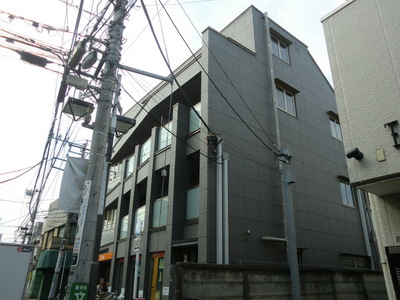 Building appearance. 2 people Available ・ This apartment of four-storey