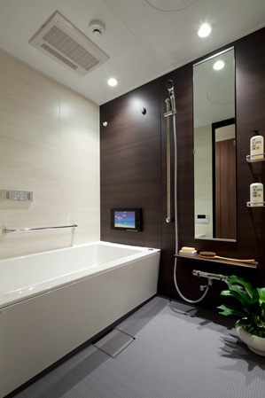 Bathing-wash room.  [Bathroom] Graceful shape tub, Correspondence, such as to a variety of bathing style sitz bath and full bath. You can spend a luxury comfortable every day of bus time.  ※ All the published photograph of E 'type same specifications below