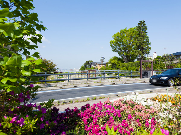 Surrounding environment. Fujimi Bridge (about 800m / A 10-minute walk)