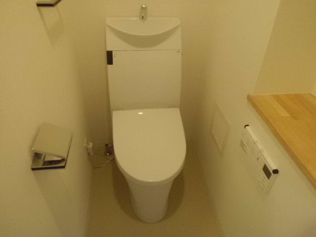 Toilet