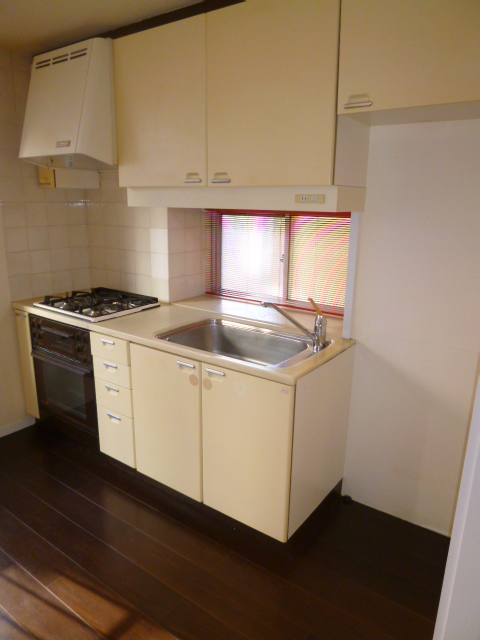 Kitchen. It will happily cooking in the oven with the grill on the stove of a four-neck ☆