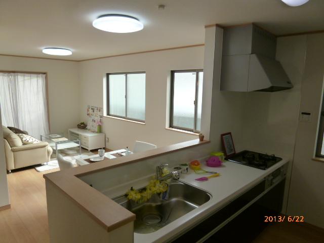 Kitchen. Also counter kitchen that can overlook the whole living, Design, Excellent functionality.