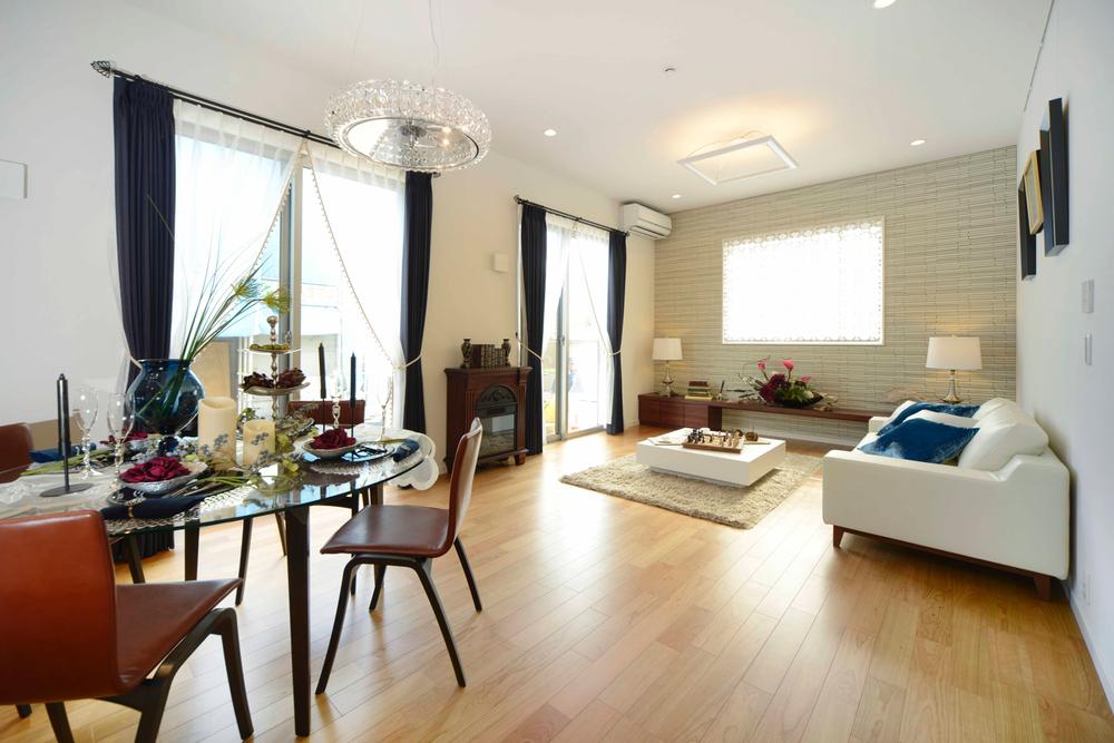 Living. Living room ceiling height 2.9m ・ dining. Sash There are also high bright and airy with 2.4m. (No. 1 House) ※ Sold, indoor (September 2013) Shooting