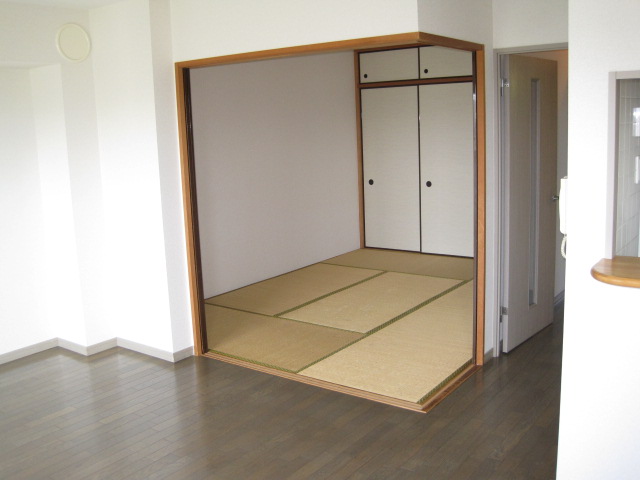 Living and room. Is a Japanese-style room