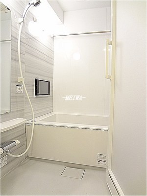 Bath. Bathroom Dryer ・ With bathroom TV