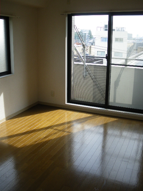 Living and room. With a bay window Western-style